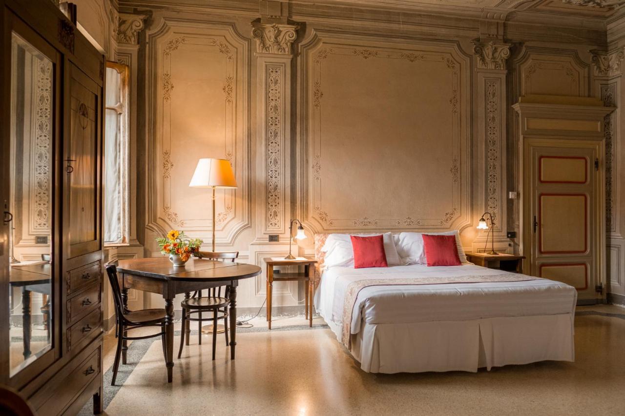 Albergo Real Castello Verduno Exteriör bild