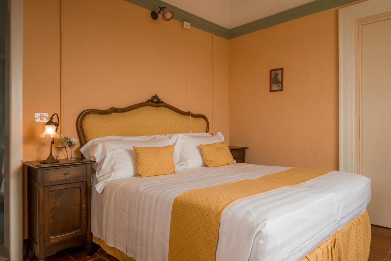 Albergo Real Castello Verduno Exteriör bild