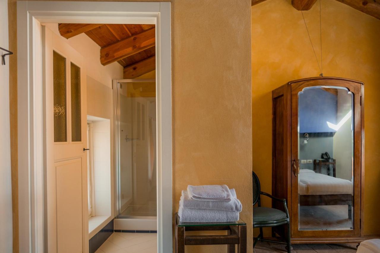 Albergo Real Castello Verduno Exteriör bild