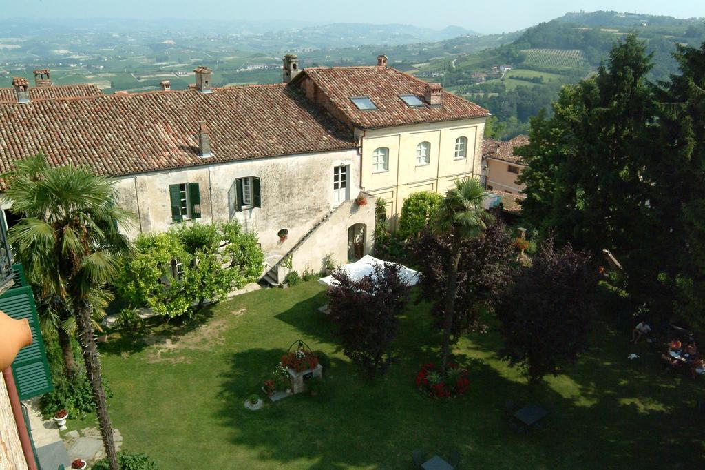 Albergo Real Castello Verduno Exteriör bild