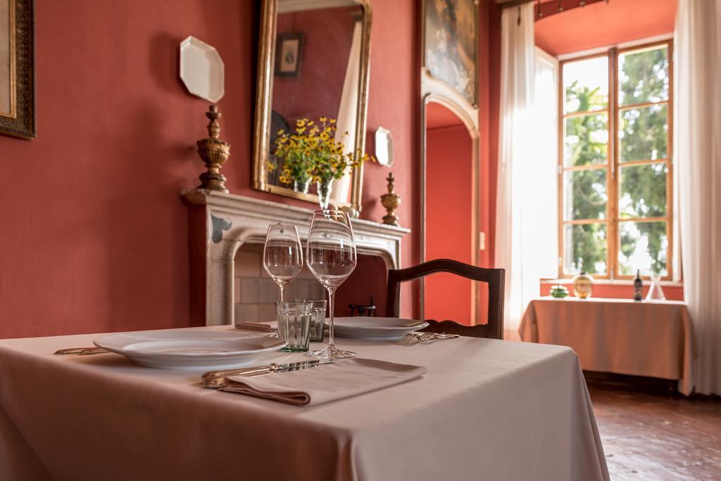 Albergo Real Castello Verduno Exteriör bild